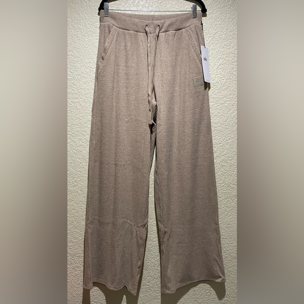 Alo NWT Muse Wide Leg Pants Gravel Heather Size M - Picture 5 of 12